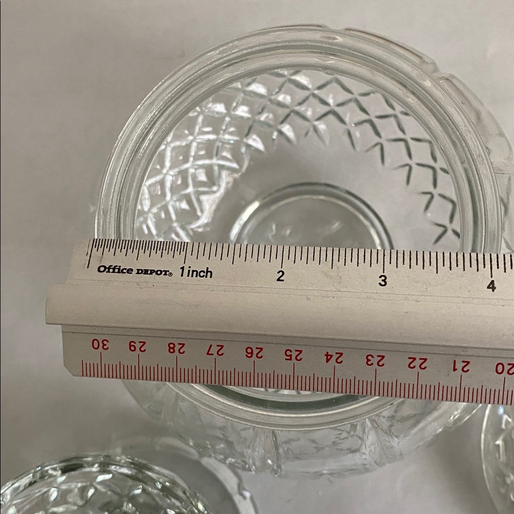 HOME JAMES GLASS Candy 
Apothecary Jar Elegant Crystal Glass Jar with Lid stand - Picture 5 of 5